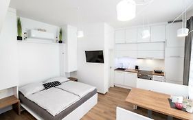 Apartma J.E.Z.